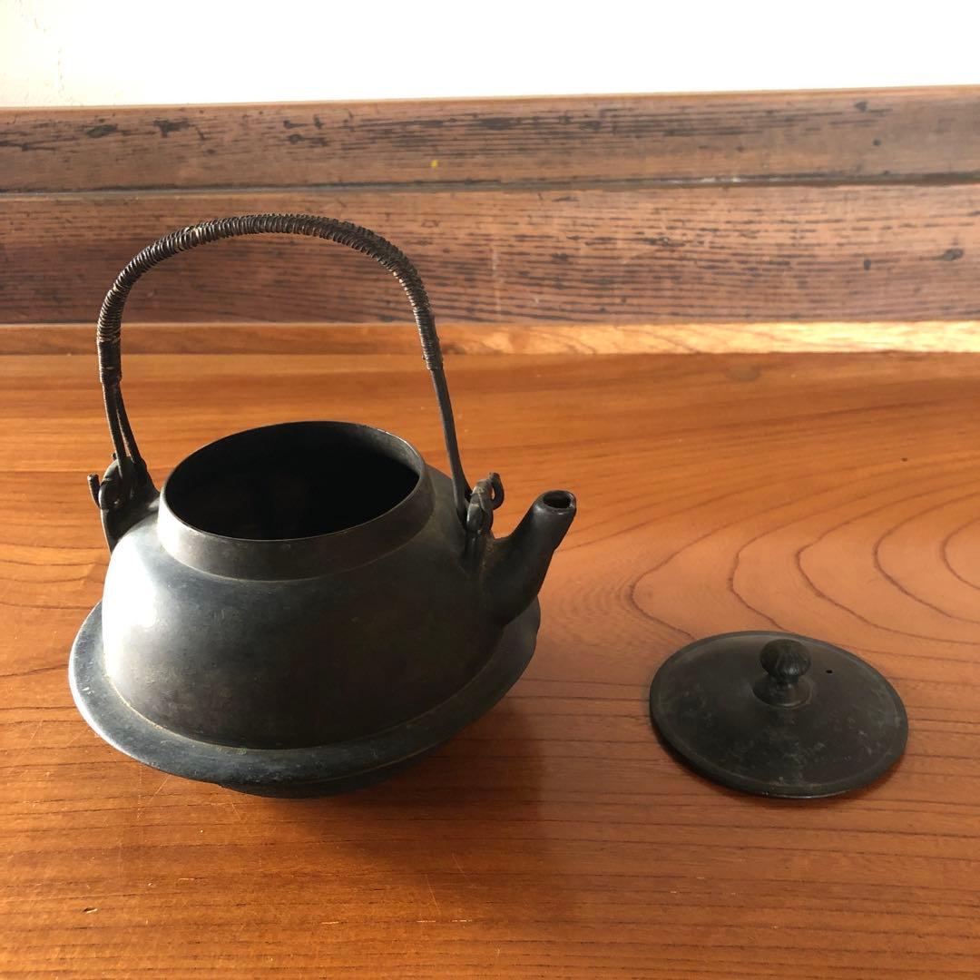 蔵にあった小振りの銅製湯沸かし釜