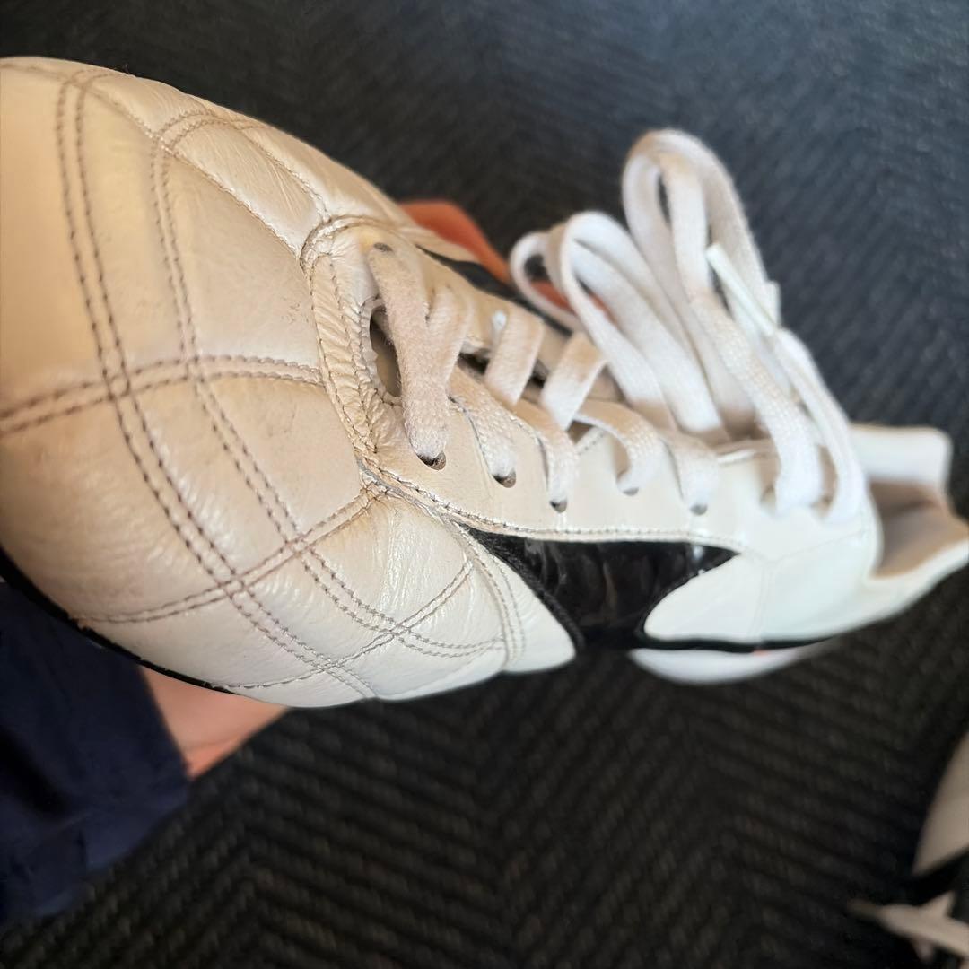 Mizuno Morelia2JAOAN サッカーシューズ ホワイト/ブラック