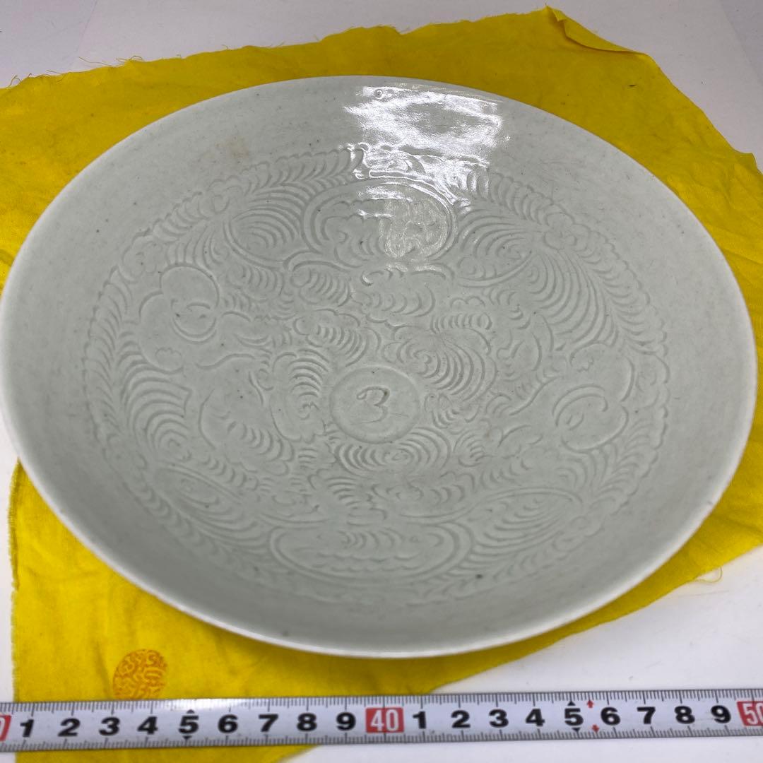 古代中国　青磁　青影刻雲鉢　幅約19.8㎝　トヒチル　東さ7-0304☆2F