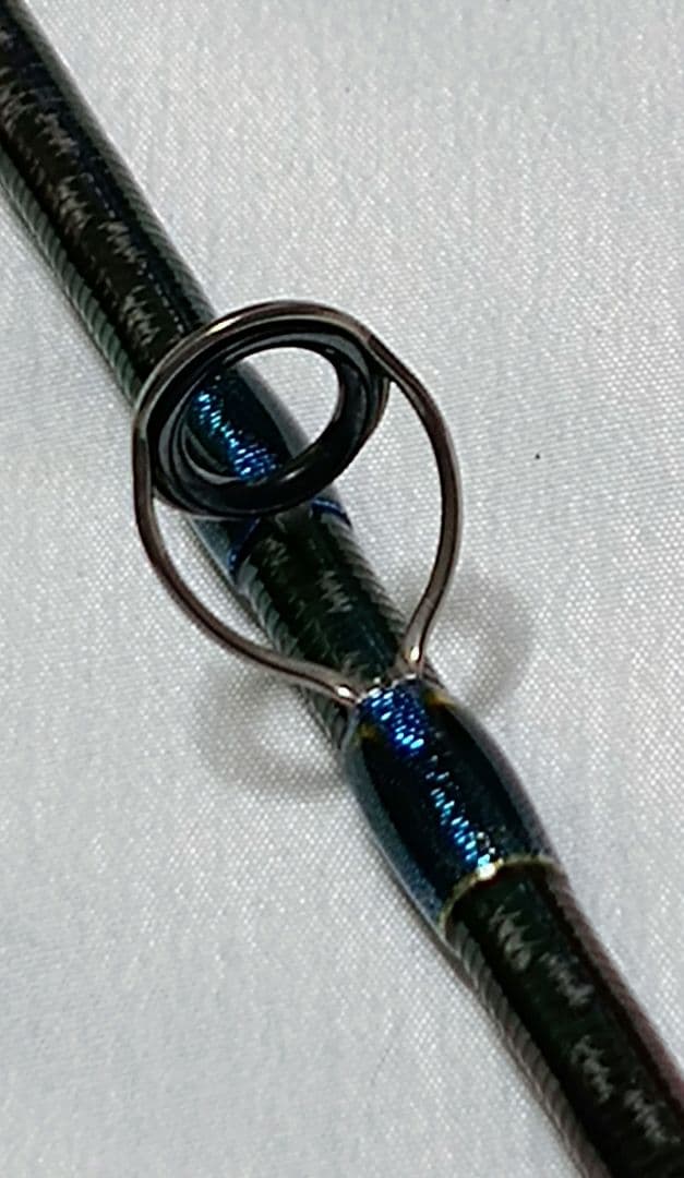 シマノ　ワールドシャウラ 青　15102R-2