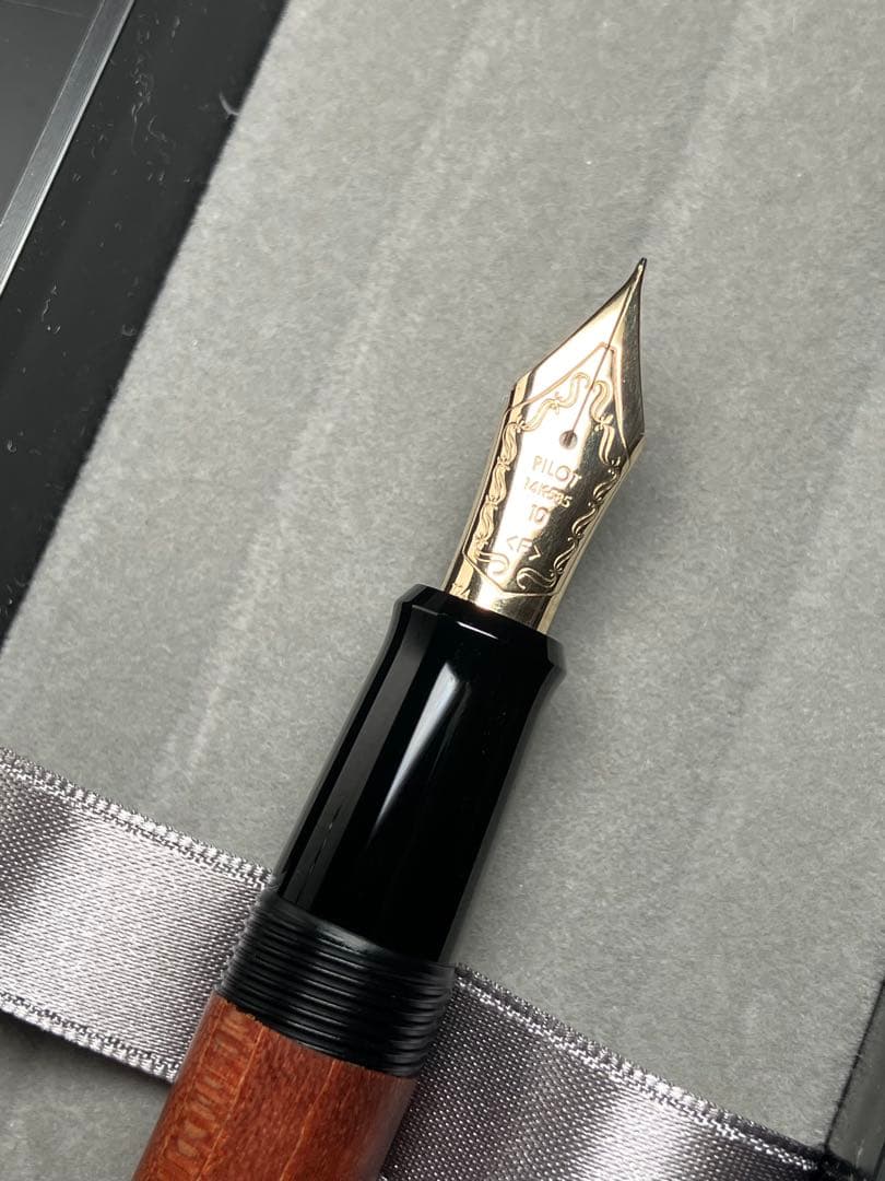 パイロット カスタムカエデ F 細字