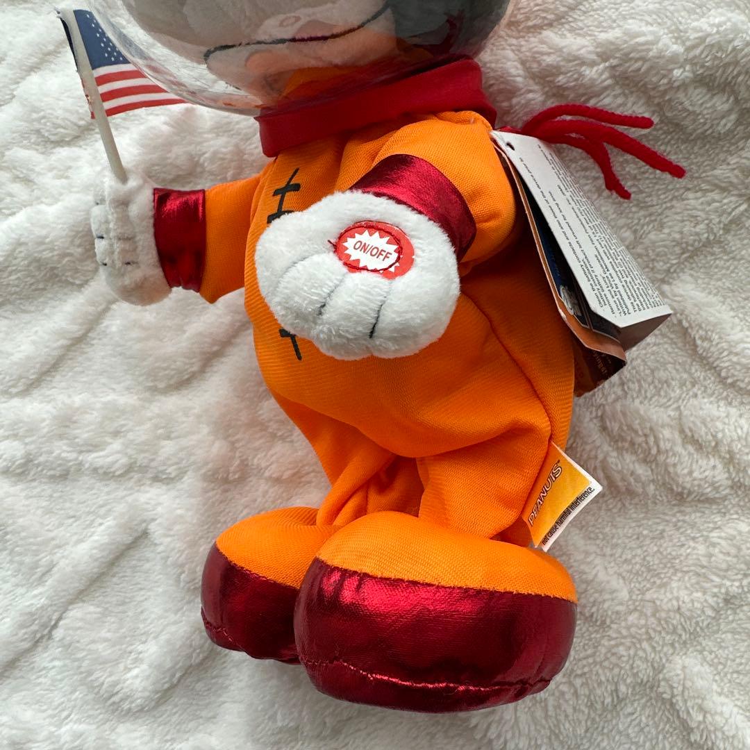PEANUTS ピーナッツ　スヌーピー　宇宙飛行士　サウンドアクション　ぬいぐる