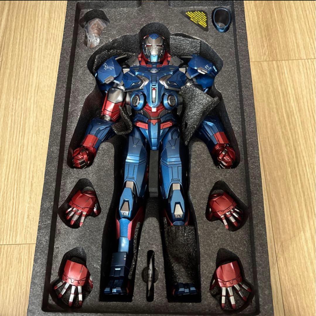HOTTOYS ムービーマスターピース　アイアンパトリオット　エンドゲーム版