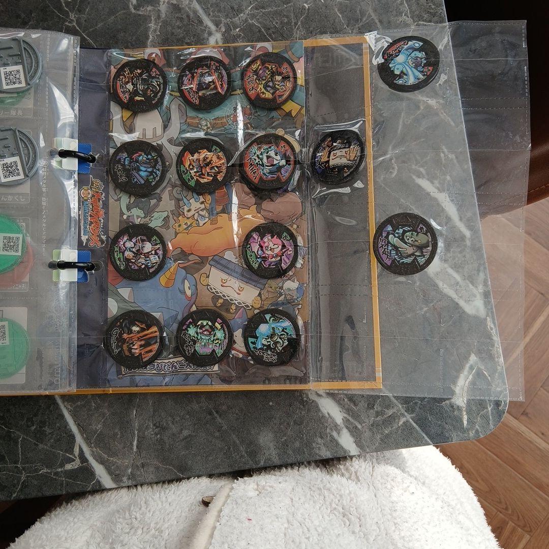 超妖怪大辞典2冊　時計2本　妖怪メダル多数