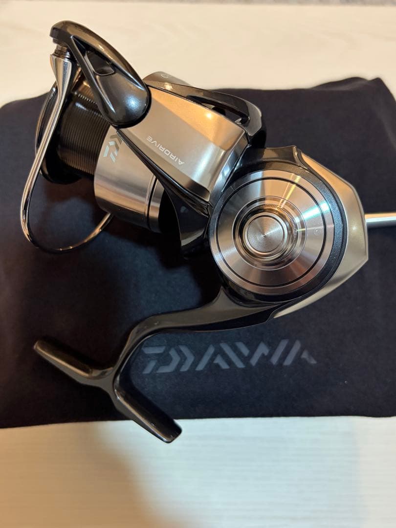美品　ダイワ 24 セルテート LT4000-CXH (2024年モデル)