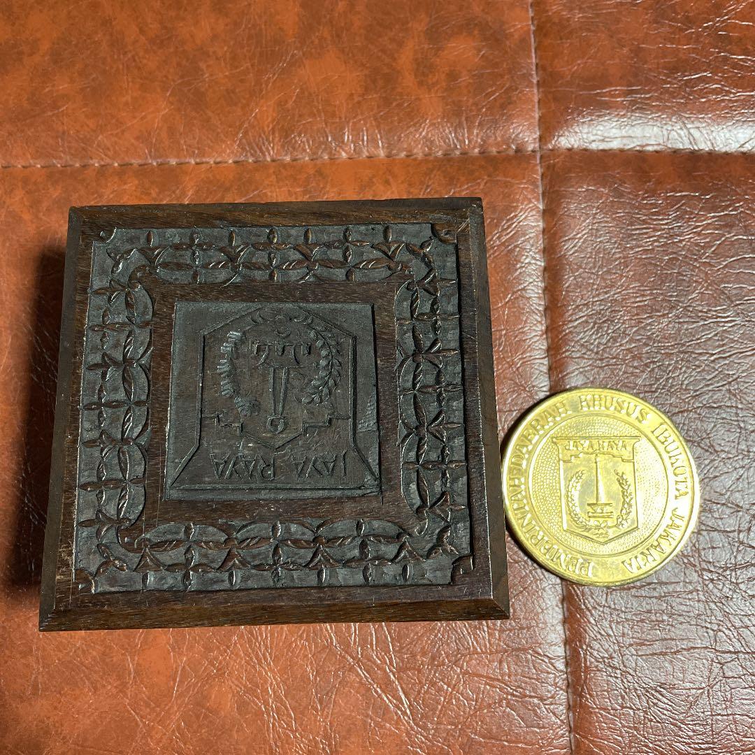 【詳細不明 箱付き】希少 1975表記 メダル JAYA RAYA