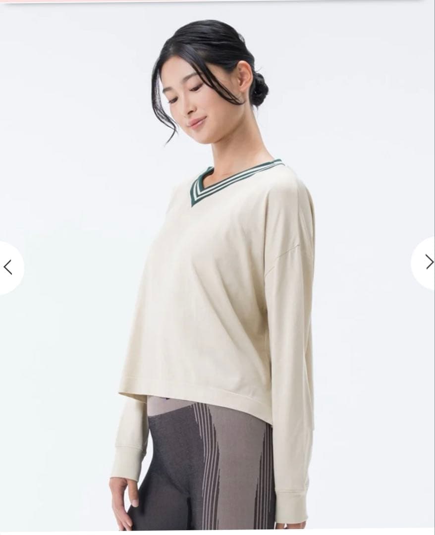 【SUKALA】 ブラトップ付きカレッジVネックプルオーバー