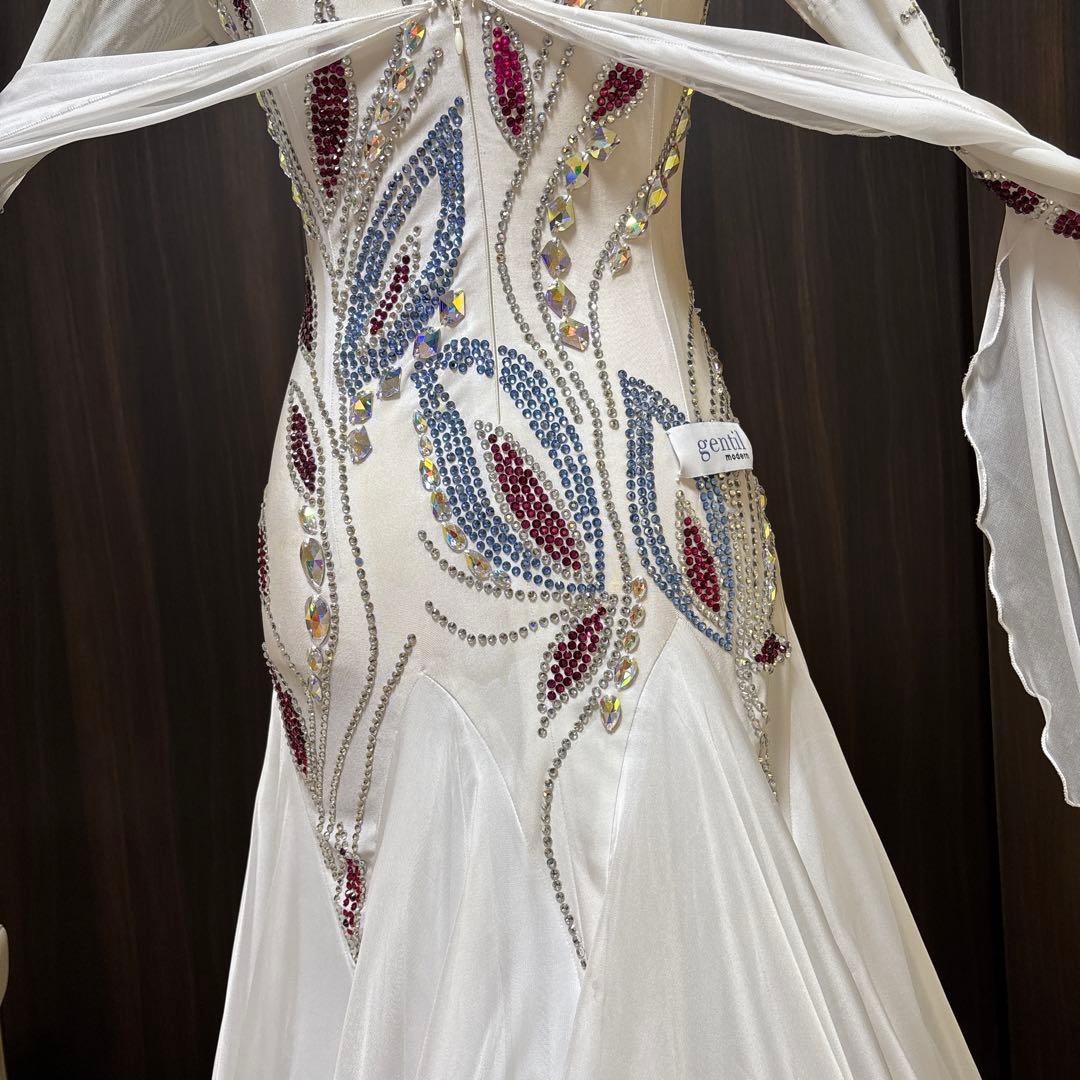 社交ダンス　白　ドレス　競技会　パーティー　トライアル　ジャンテイ