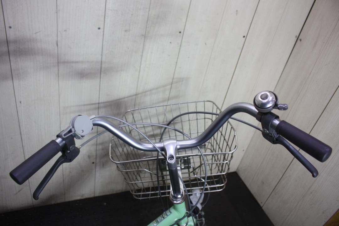 DCM製 ATTIVOアッティーボ 20インチLED仕様 軽快シティー