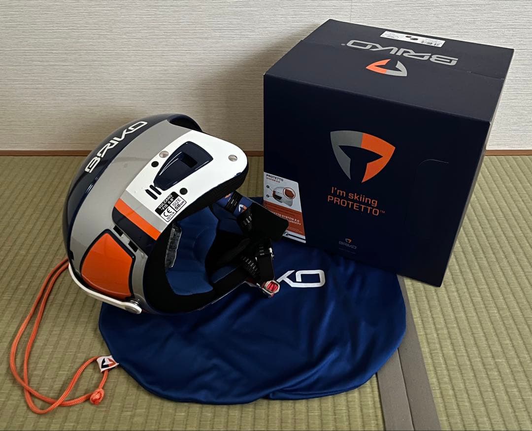 BRIKO ブリコボルケーノアルペンヘルメット　アトミックノルディカコンパーデル