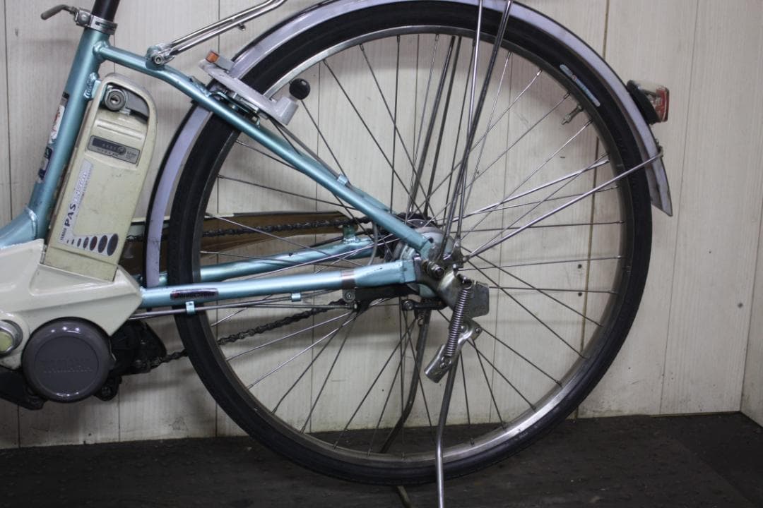 ブリヂストンA22 大容量8.1AH 26インチ 3段 LED 電動　BLUE