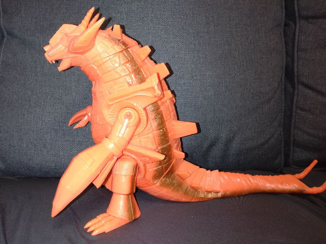 インスパイア　グランドキング　オレンジ蓄光　ソフビ　マーミット