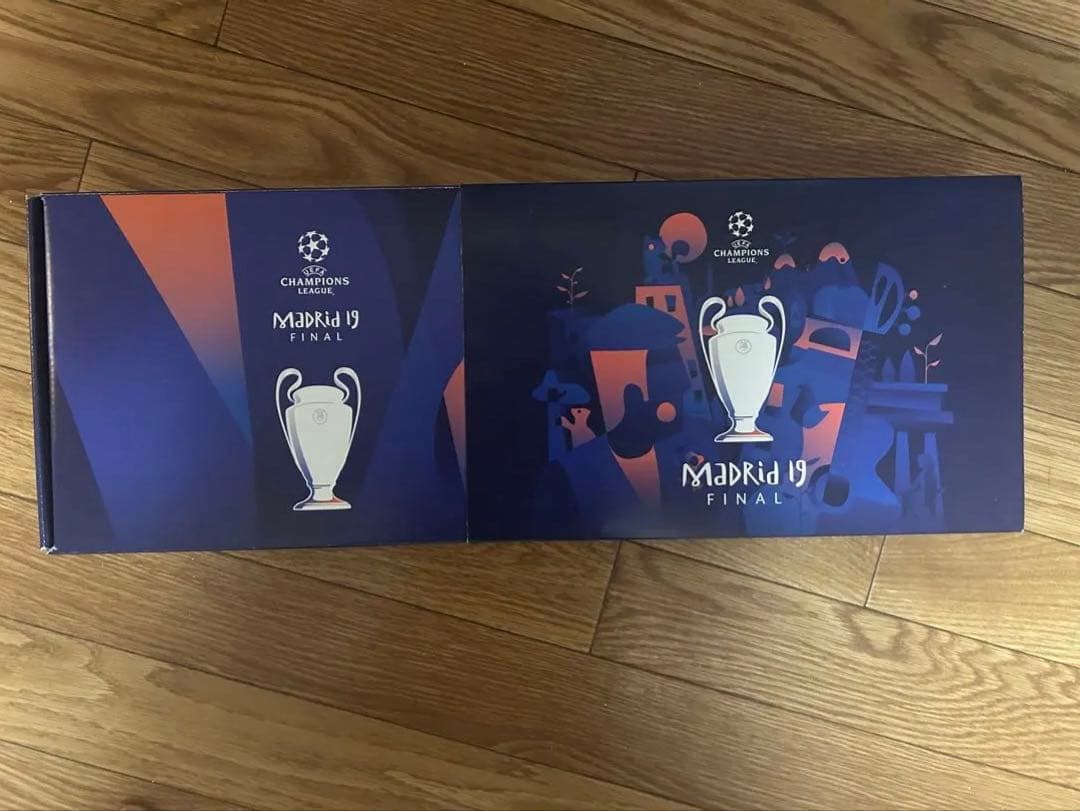 【非売品】UEFA CL Madrid19 Final ガラス皿&ピックセット