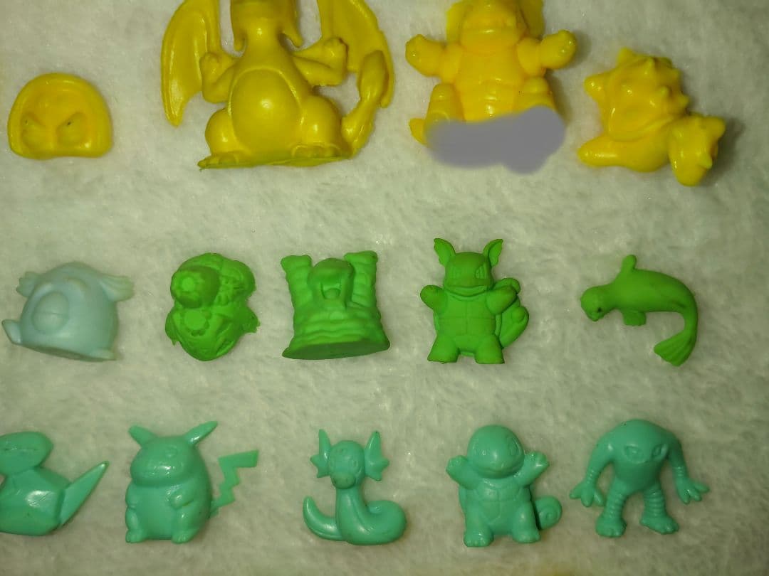 約30年前　当時物　初代　ポケモン　ポケモンのかんづめ　消しゴム　ミニフィギュア