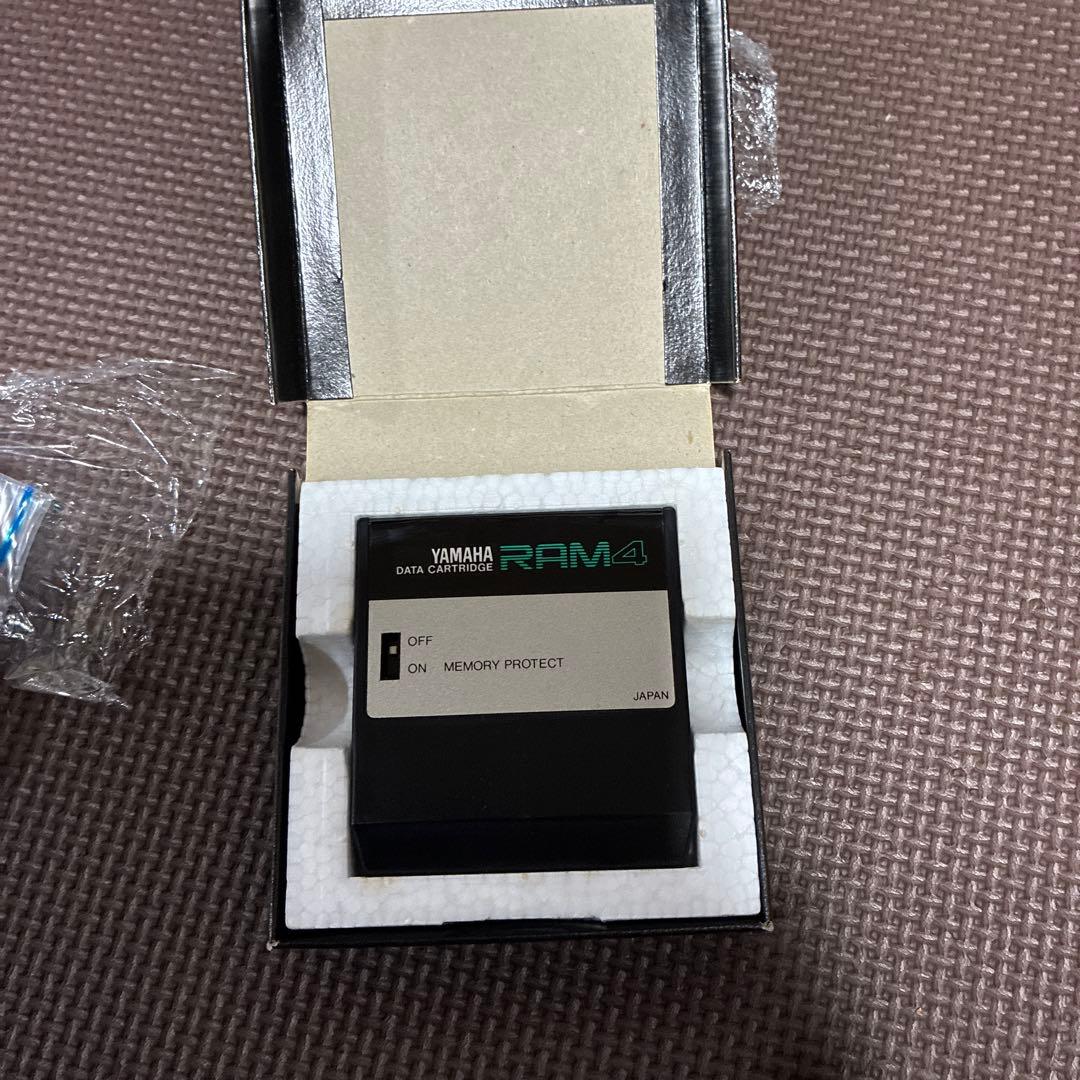 YAMAHA RAM4 カートリッジ４DX-7Ⅱ等箱有り