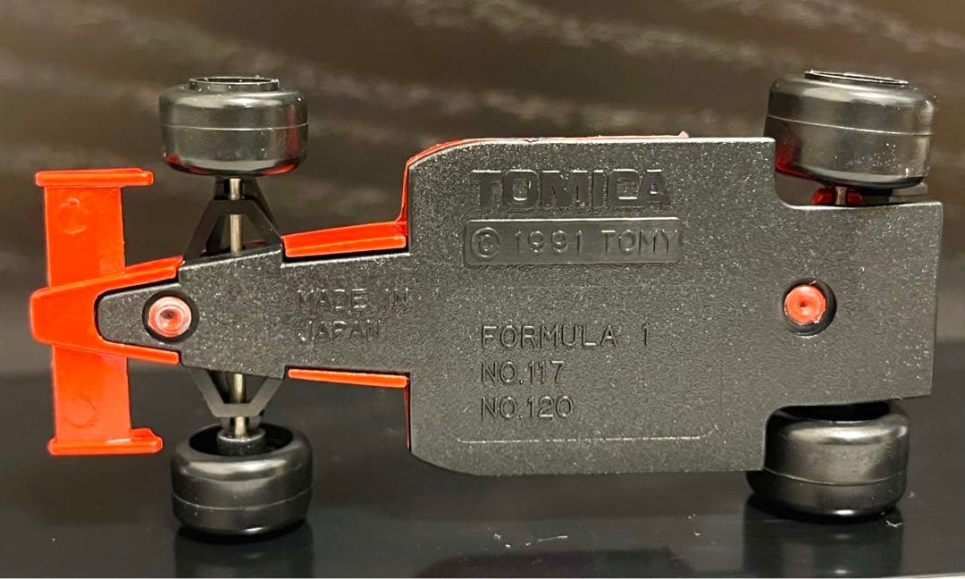 【完全美品】　トミカ　フェラーリF-1 マルボロ