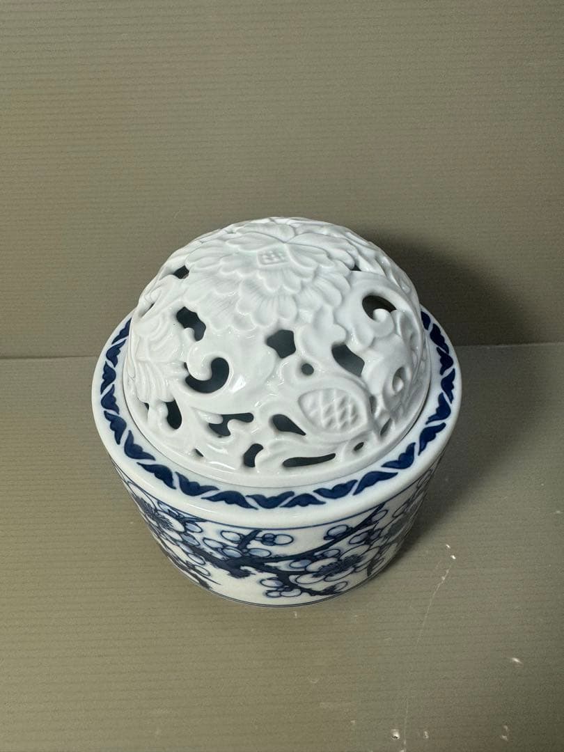 2570 三川内焼　染付四君子文香炉　昭和44年　陽山末太郎作