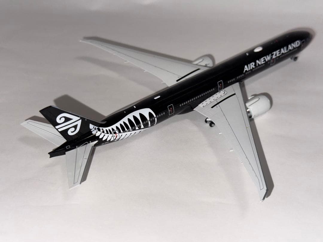 ニュージーランド航空 B77W 1/400