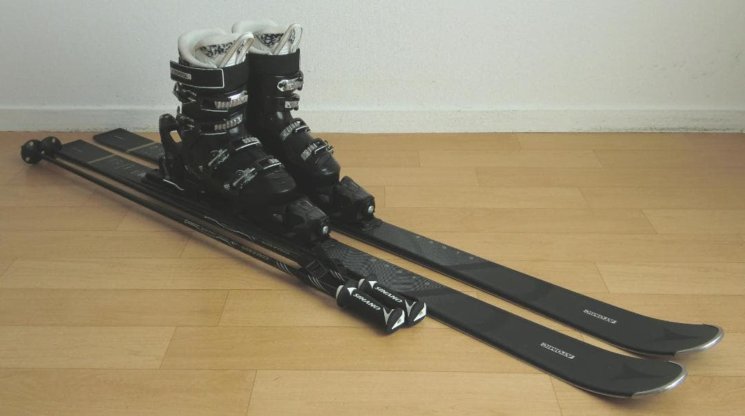 ■■送料無料■ATOMIC■女性用スキーセット■板149靴24.5■メンテ付■■