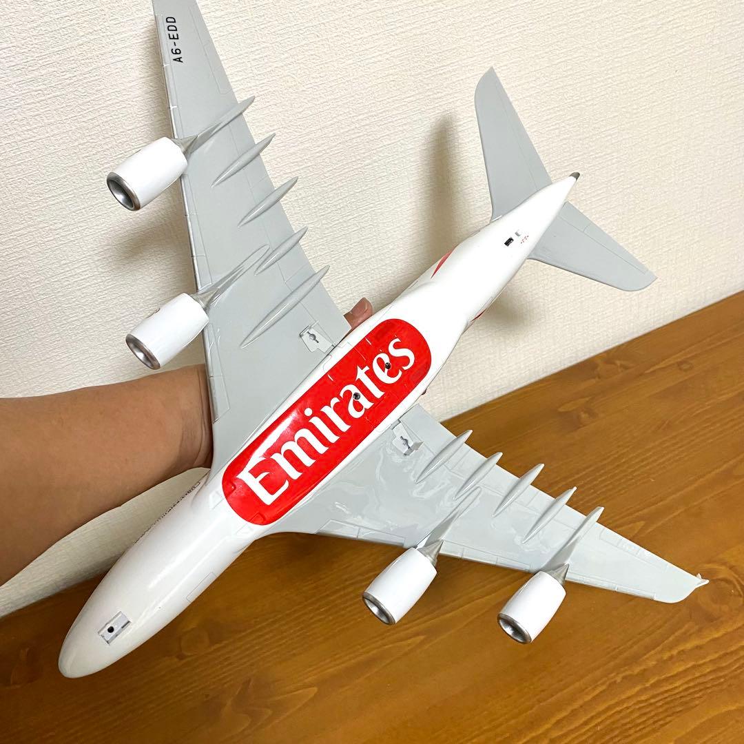 エミレーツ航空 エアバス A380 1/160 航空機模型 LEDライト付き