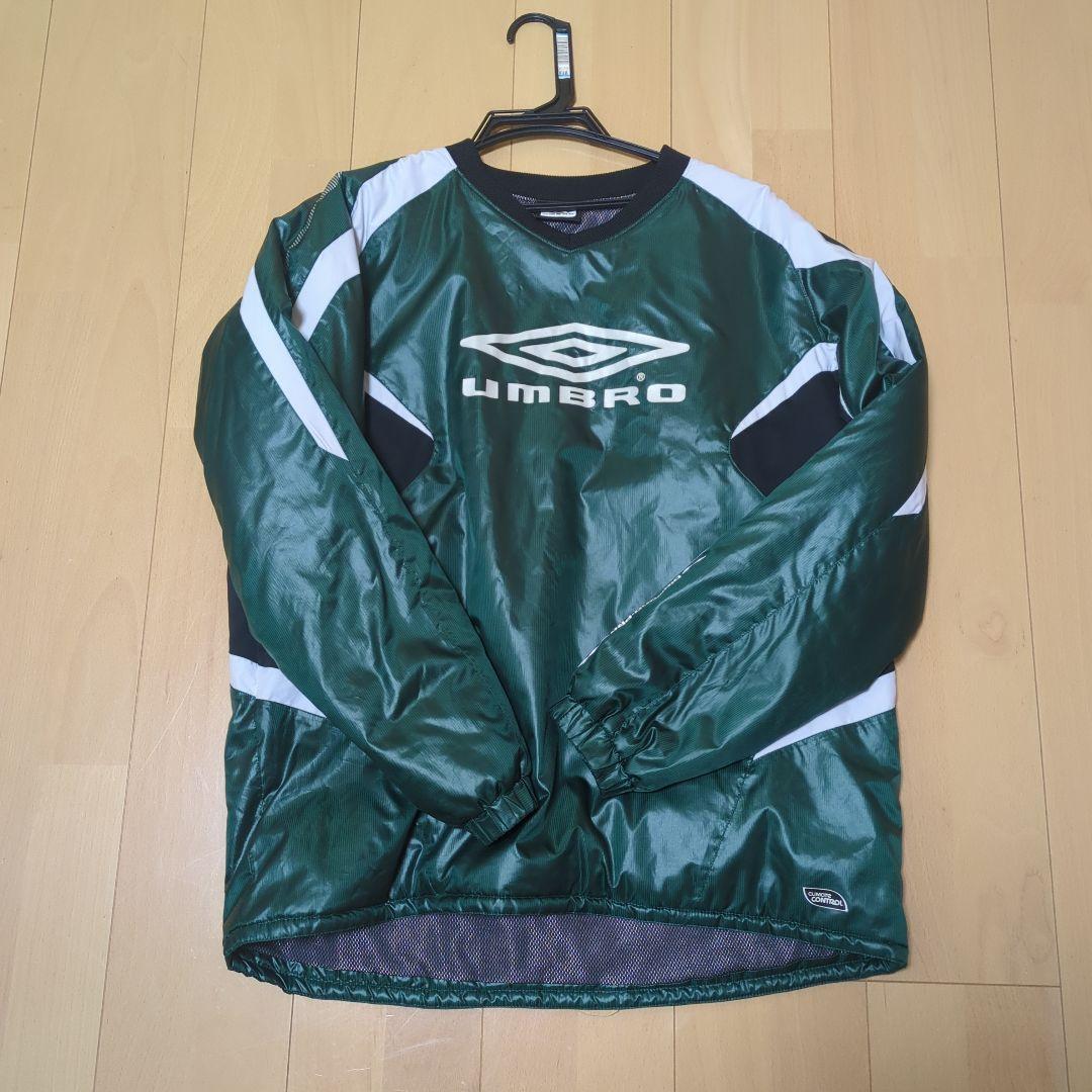 いいね止めて下さい！　値引不可☆希少♥美品♥アンブロ　UMBRO　中綿　ピステ