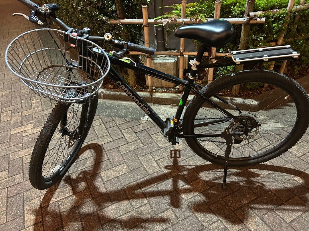Cannondale マウンテンバイク ブラック バスケット付き　キャノンデール