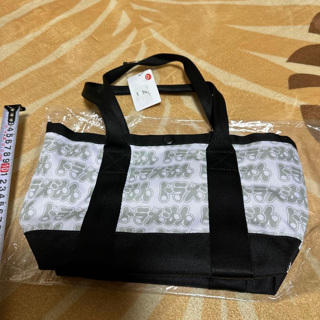 値下げ‼️稀少品‼️新品ニューエラ限定カートバッグ 白黒ドラえもんバージョン