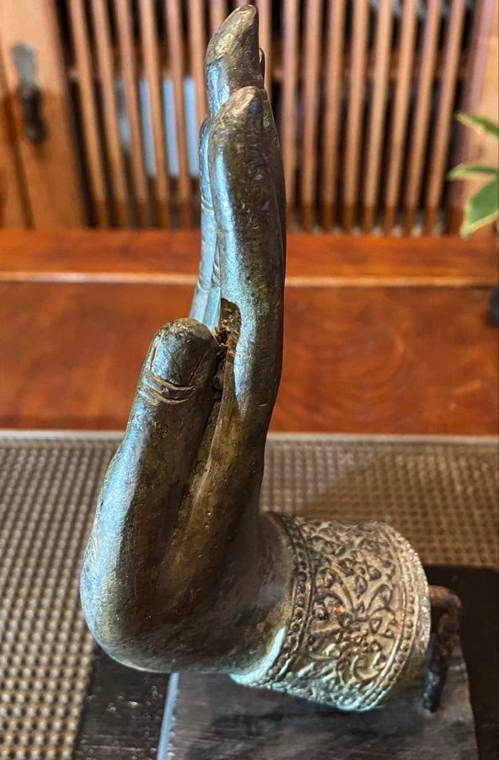 1７世紀　古代タイ国　アユタヤ様式 青銅製　仏手　鑑賞台付 ヴィンテージレア