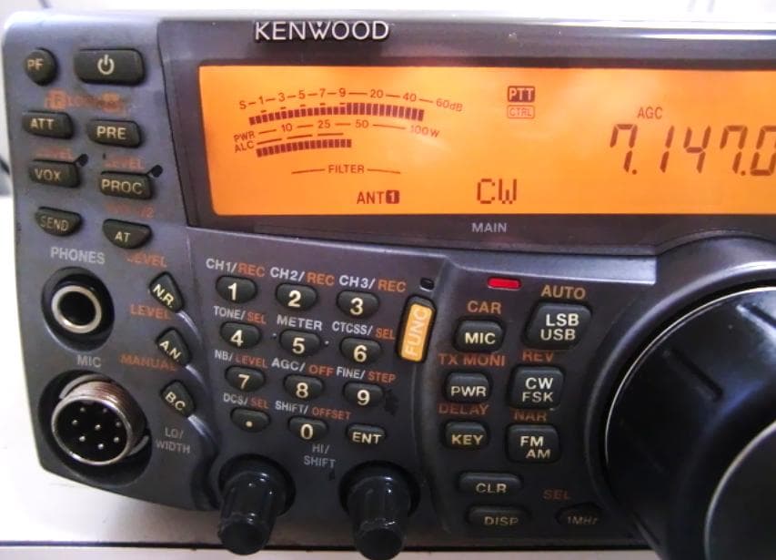 トランシーバー KENWOOD TS-2000S 100W