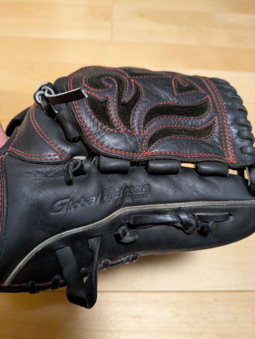 ピッチャーグローブ　グローバルエリート