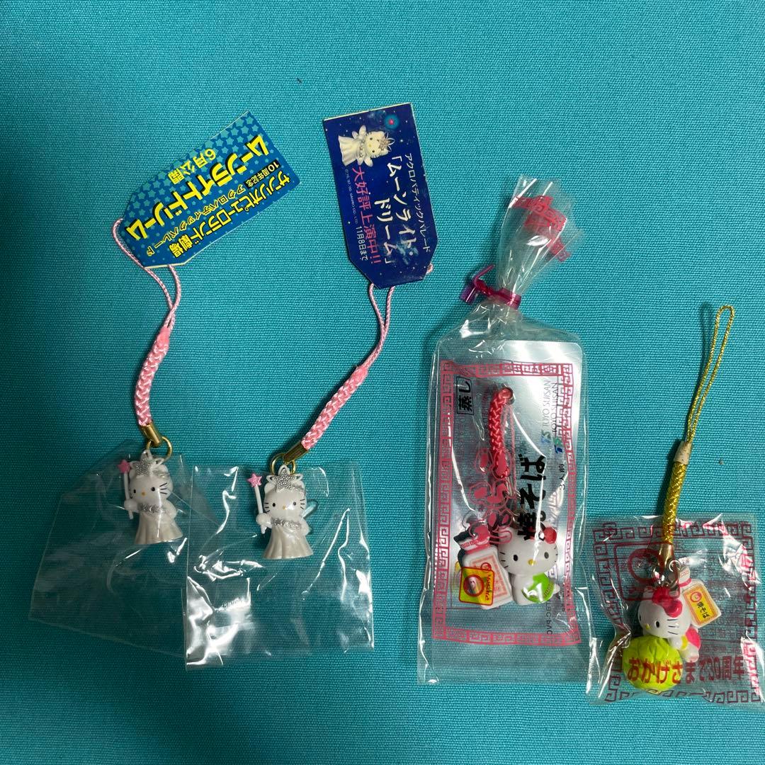 サンリオ　ハローキティ　ムーンライトドリーム　焼きそば　ストラップ　セット