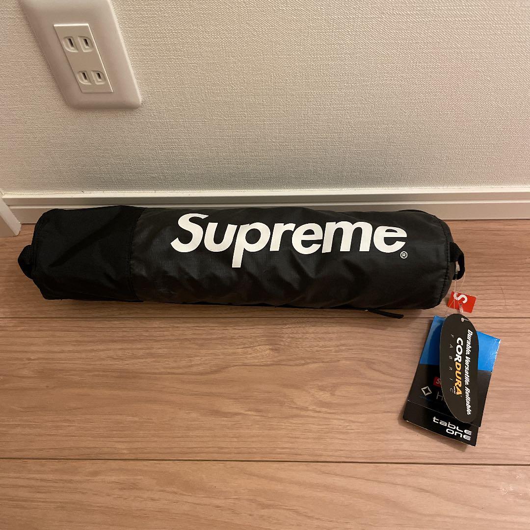 シュプリーム×ヘリノックス コラボテーブル