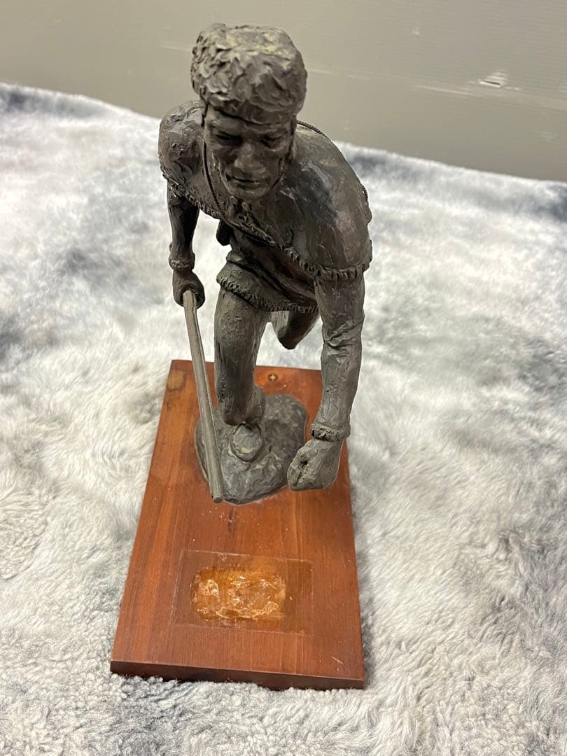 ブロンズ製　置物　彫刻　古美術　骨董　J. Holland