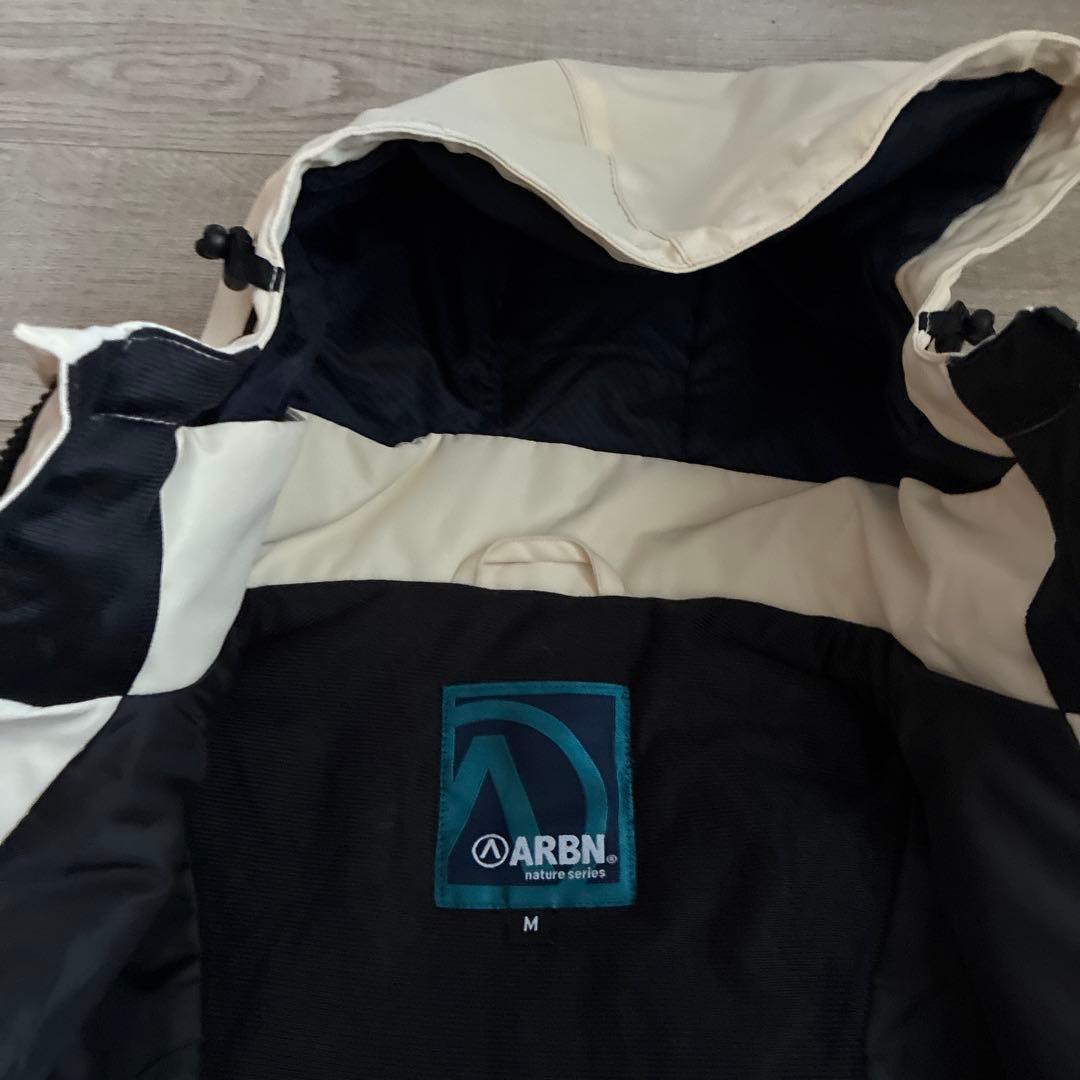未使用 エアボーン ARBN スキーウェア スノボードウェア 上下セット M