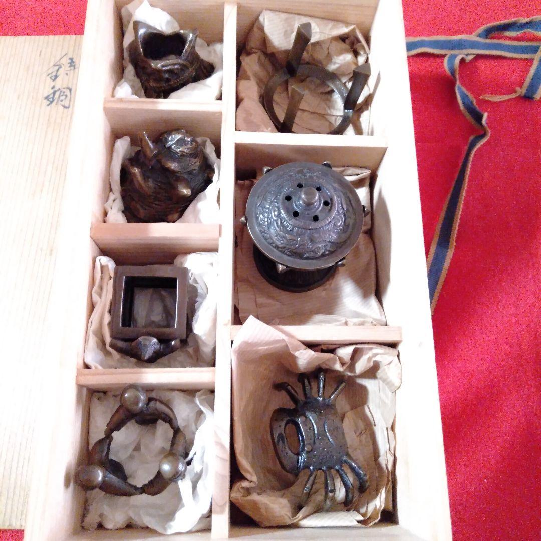 唐銅製　七種蓋置