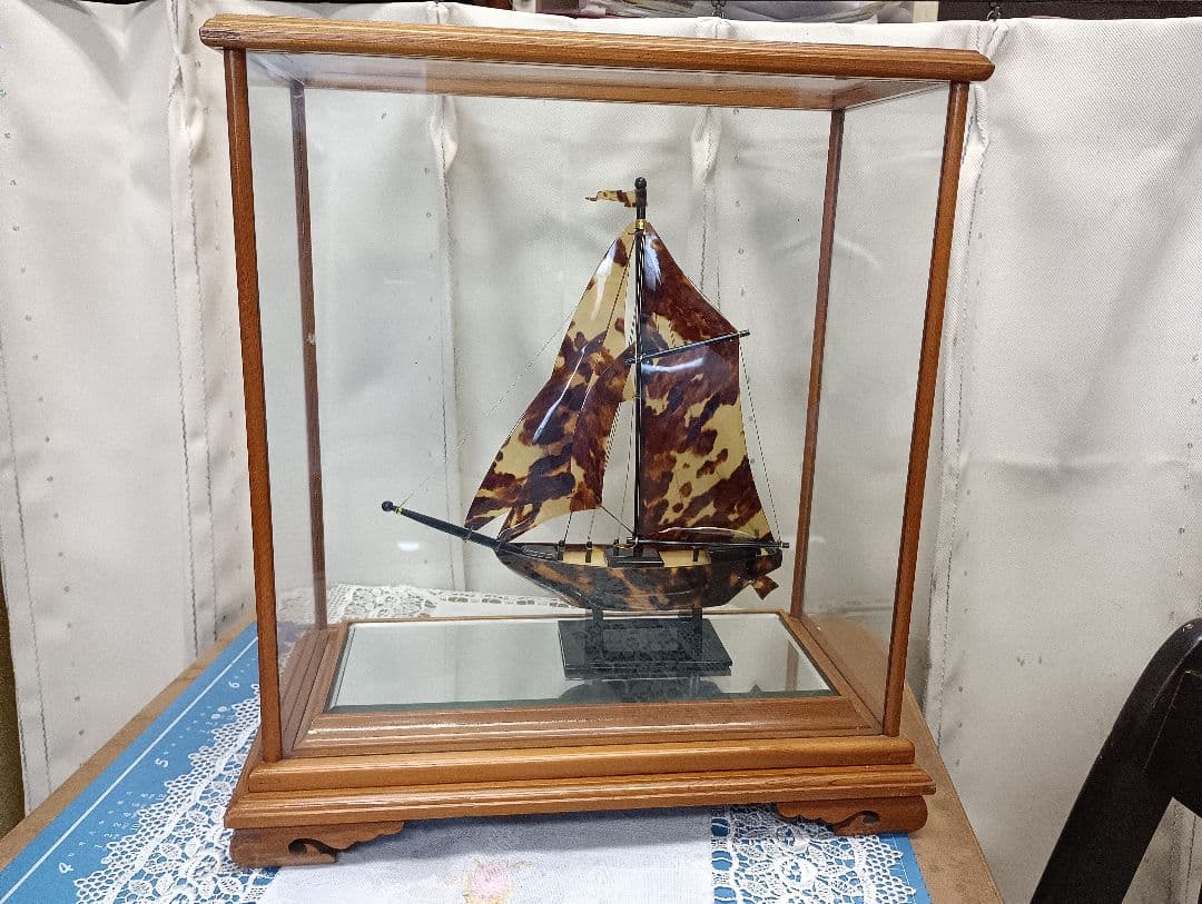 鼈甲帆船置物 木製台座付き