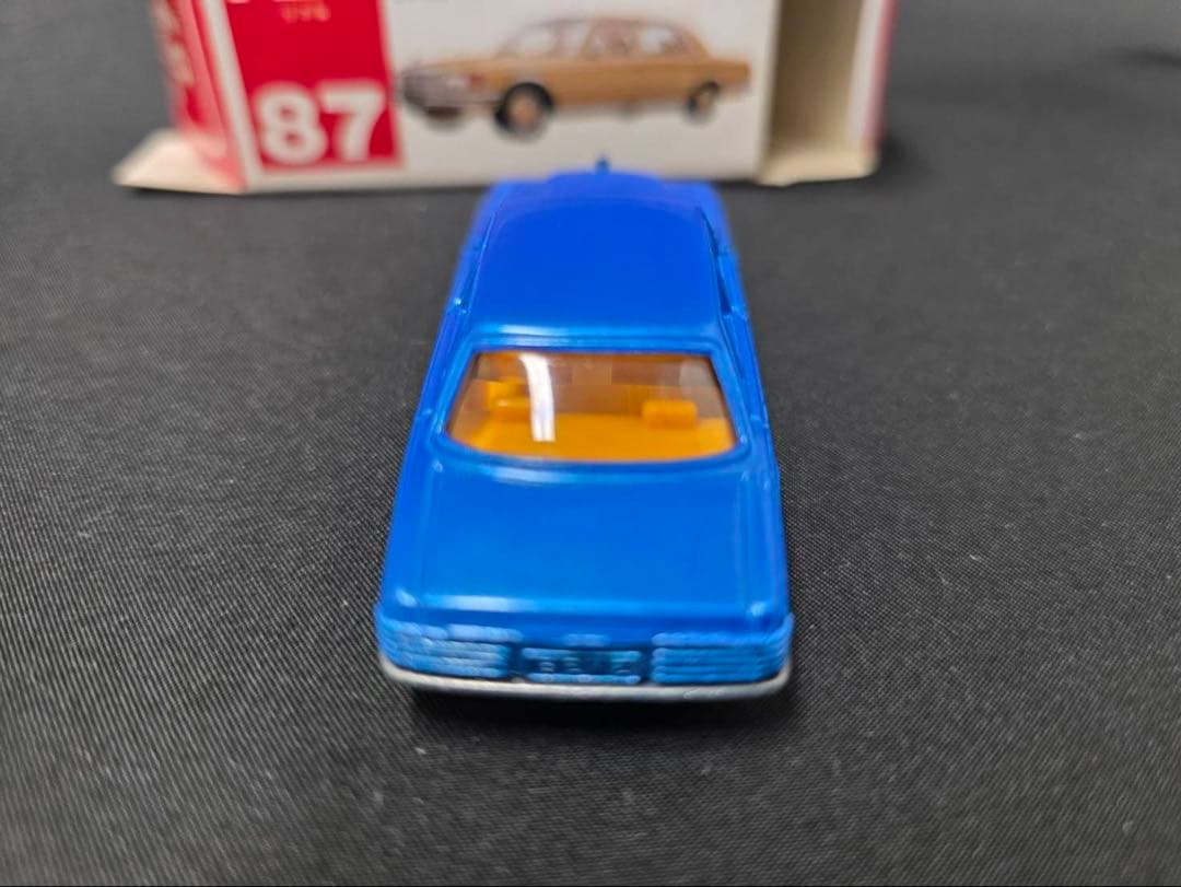 トミカ赤箱 87メルセデス・ベンツ450ＳＥＬ(日本製)