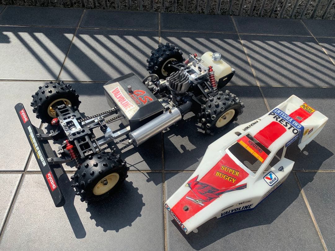 だ*だ様 京商 インテグラ4WD プレスト 1/8 エンジンバギー ランドジャン