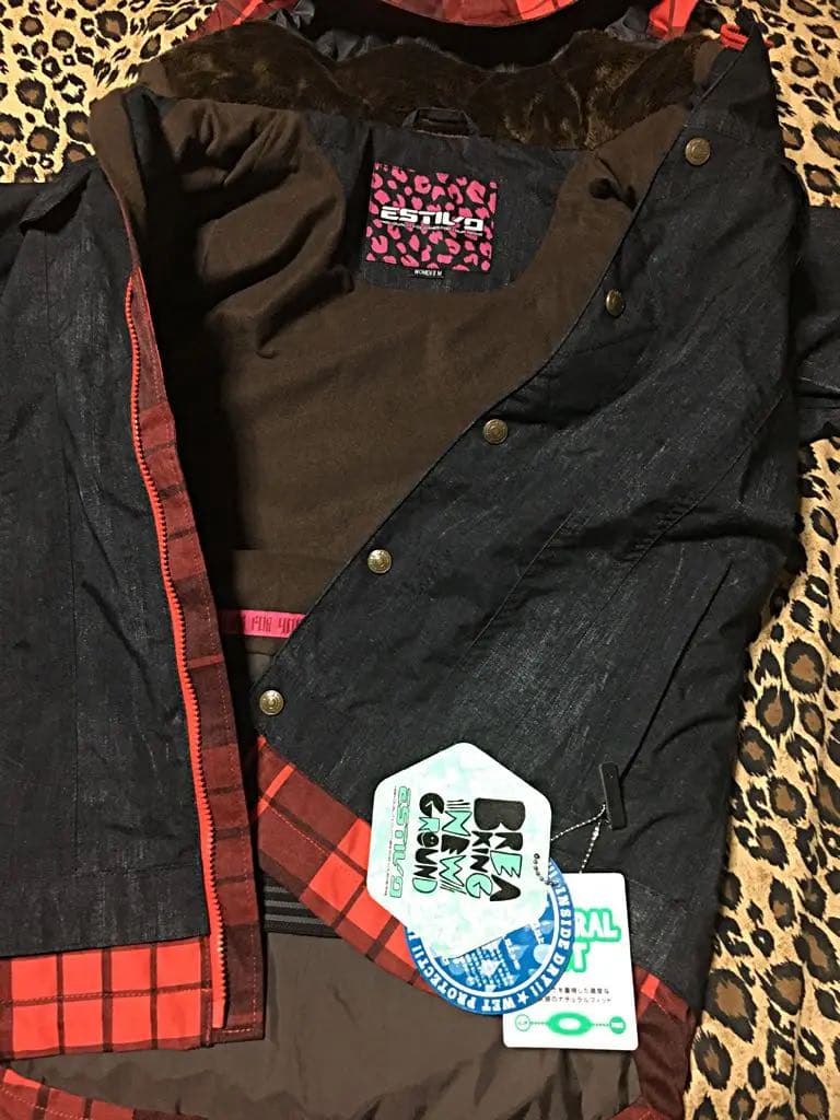 ★新品★ ESTIVO ♡ スノーボードウェア ジャケット Ｍ【お値下げ】
