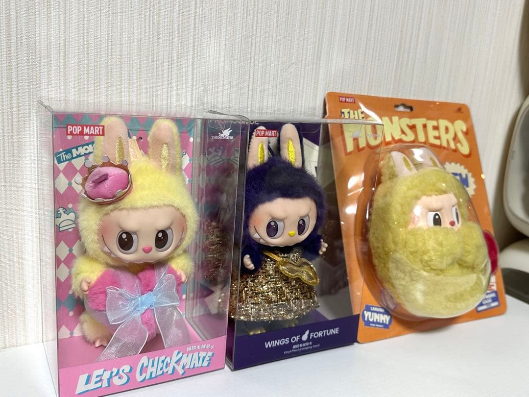 ラブブ ぬいぐるみ&イヤホンケース3点セット