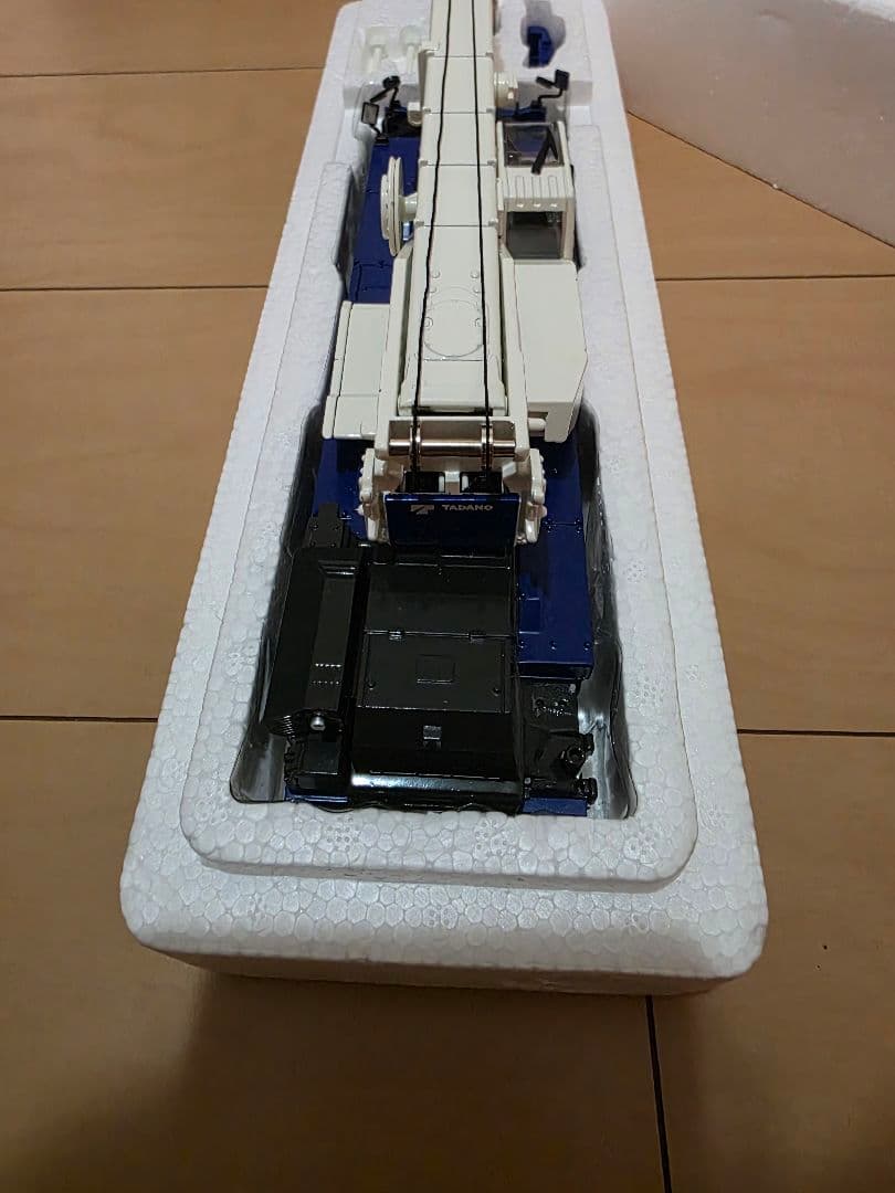 自動車 TADANO GR-1000N CREVO 1000G4