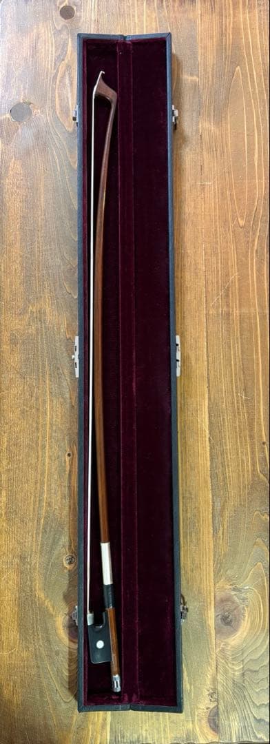 チェロ 弓　Ary France CPI Meister３ヶ月のみ使用　ケース付