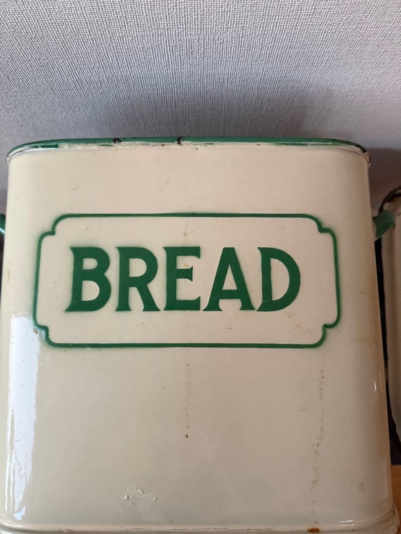 古道具　ブレット缶 ホーロー　錆び