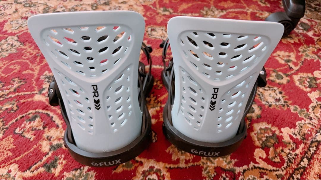 FLUX PR スノーボードビンディング