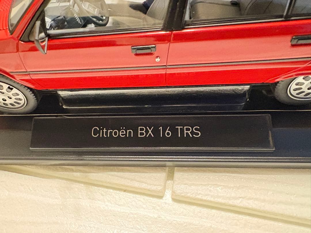 ノレブ 1/18 シトロエン BX 16 TRS 1983 ヴァレルンガレッド