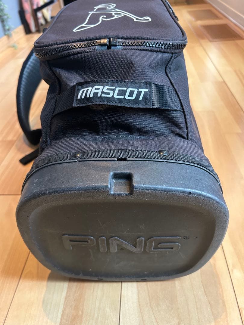 PING ゴルフ　キャディバッグ ブラック スタンド付き