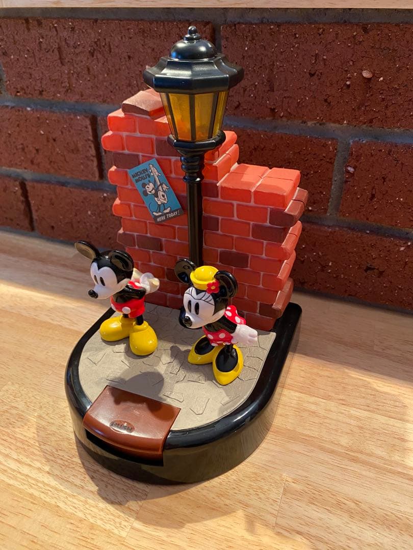 Disney ミッキー　ミニー　キッスインランプ TOYBOX　ライト　ランプ
