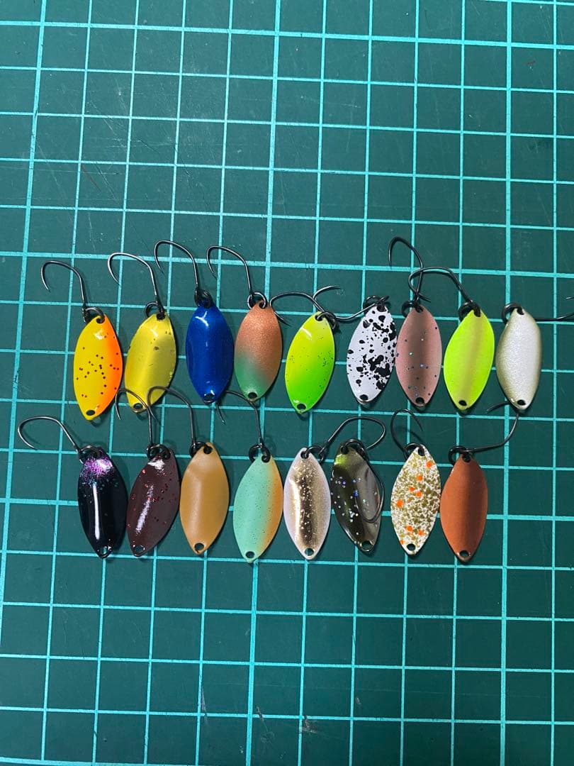 なぶら家　アキュラシー0.9g 17枚　パル1.6g 23枚