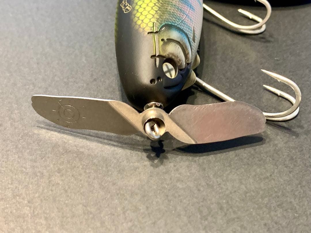 痴虫（チムシ）プラカブメス　オイカワメス