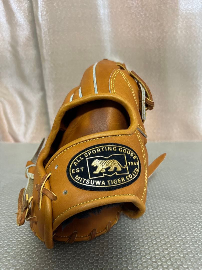 MITSUWA TIGER ミツワ タイガー 軟式グローブ 外野用
